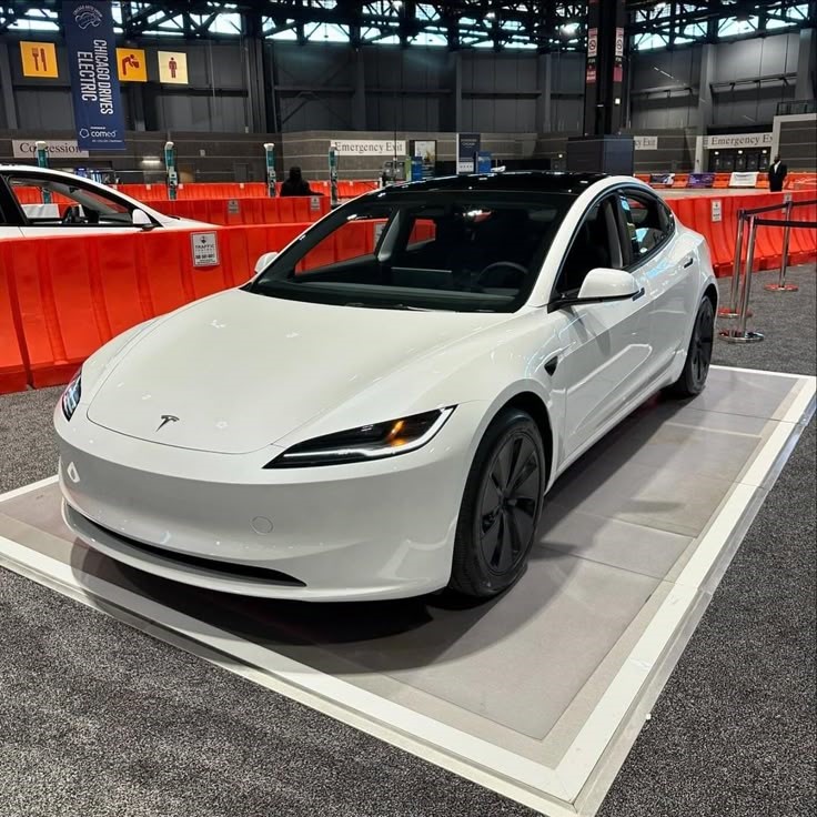 The 2024 Tesla Model 3: Redefining the Future of Electric Driving